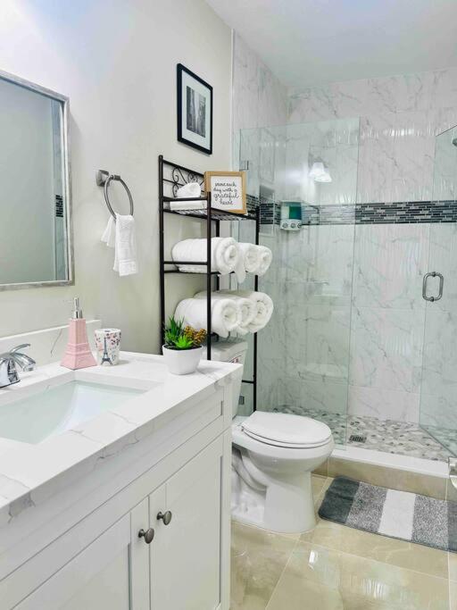 Villa Vintage Family Scape + Heated Pool&Discount Tampa Exterior foto